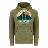 Vintage Olive utah retro mountain badge Vintage Hoodie - linhVisuals