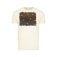 Vintage Arctic tooled leather fall background Vintage Tee - RanaPortraitStore