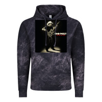 Cloud Black brad paisley alive tour 2022 Vintage Hoodie - linhVisuals