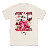 Natural just a girl who loves valentine's day Classic Tee - OliviaCreatesArt
