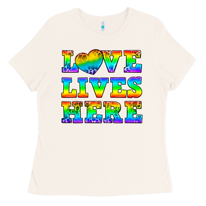 Western Love Lives Here Ladies Tee by BundleAndBundleShop | Teevron