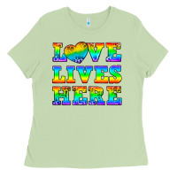 Matcha Western Love Lives Here Ladies Tee - BundleAndBundleShop