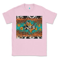 Bubblegum Pink bull skull texas map sunflower leopard cowhide Classic Tee - Artiststas