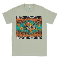 Matcha bull skull texas map sunflower leopard cowhide Classic Tee - Artiststas