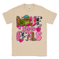Mushroom love never fails with prince frog  olivia Classic Tee - OliviaCreatesArt