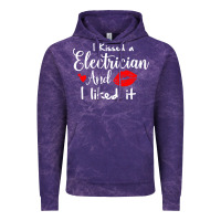 Cloud Purple i kissed an electrician and i liked it for girlfriend wife pullover ho Vintage Hoodie - linhVisuals