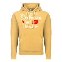 Vintage Mustard i kissed an electrician and i liked it for girlfriend wife pullover ho Vintage Hoodie - linhVisuals