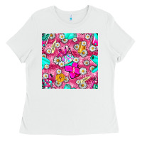 White hairstylist coffee cups and daisy with leopard seamless pattern bbs Ladies Tee - BundleAndBundleShop