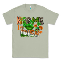 Matcha Kiss me i am irish St. Patrick's Day Classic Tee - CowGirlArtShop