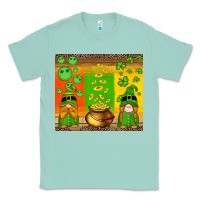 Seafoam st patricks gnomes and coins with shamrock Classic Tee - Artiststas