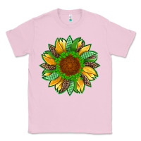 Bubblegum Pink st patricks sunflower with leopard  shamrock and glitter Classic Tee - Artiststas
