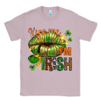 Lilac St. Patrick's Kiss me I'm Irish with lip Classic Tee - HowdyJamesFarm