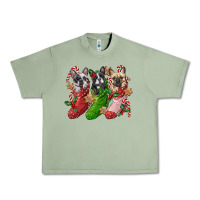 Oil Green french bulldog with christmas socks Urban Heavy Tee - FaDigitalArtStudio