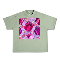 Oil Green valentines day gift box and cookie seamless pattern Urban Heavy Tee - BundleAndBundleShop