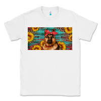 White german shepherd with sunflowers license plate Classic Tee - Artiststas