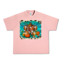 Salmon fall longhorn cows Urban Heavy Tee - RanaPortraitStore