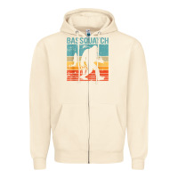 Sandshell bassquatch! funny bigfoot fishing outdoor retro Zipper Hoodie - linhVisuals