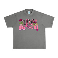 Xoxo Hugs And Kisses Valentine's Day Urban Heavy Tee | Teevron