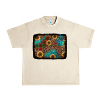 Sandshell christmas sunflowers and buffalo plaid background Urban Heavy Tee - Jasminsmagicworld
