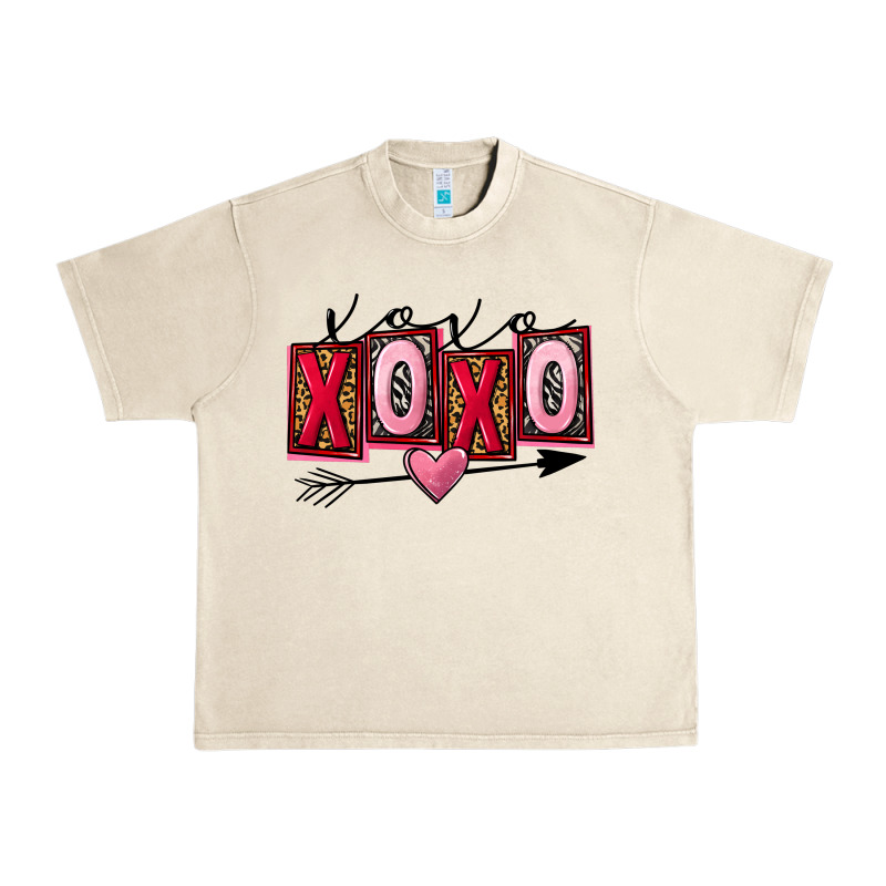 Xoxo Love Urban Heavy Tee by FaDigitalArtStudio | Teevron