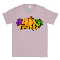 Lilac halloween pumpkins thankful Classic Tee - Jasminsmagicworld