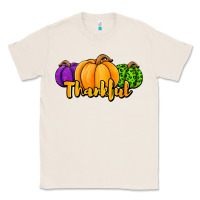 Natural halloween pumpkins thankful Classic Tee - Jasminsmagicworld