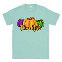 Seafoam halloween pumpkins thankful Classic Tee - Jasminsmagicworld