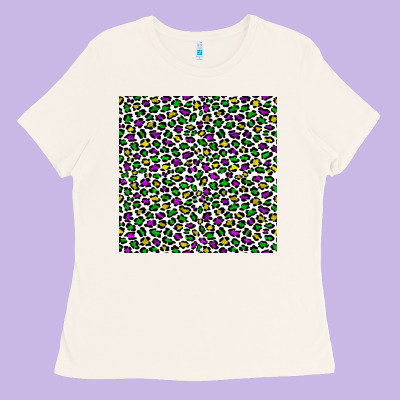 Mardi Gras Leopard  Seamless Pattern Ladies Tee Designed By Fadigitalartstudio