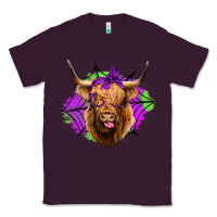 Plum halloween highland cow Classic Tee - Jasminsmagicworld