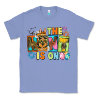 Colony Blue The hunt is on Easter Day Classic Tee - CowGirlArtShop